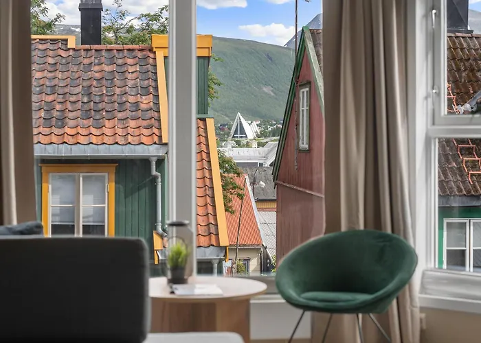 Arctic Homes - The Plaza Apartment *